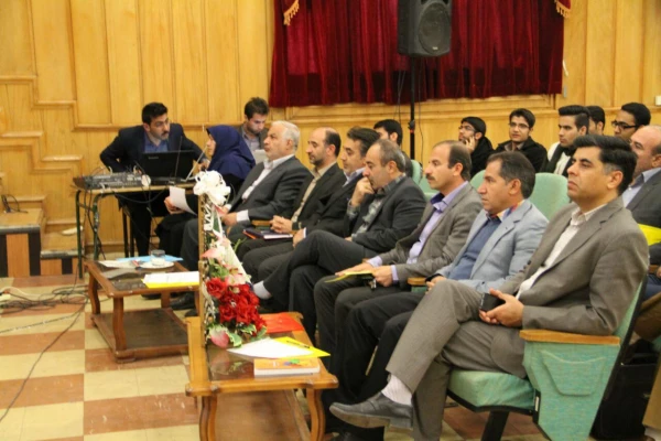 همایش بزرگ استانی تربیت سیاسی و اجتماعی:جایگاه و اقتضائات در تربیت معلم در استان فارس برگزار گردید 7