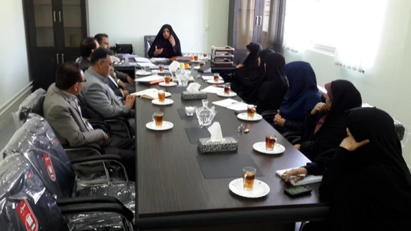 جلسه شورای اداری داخلی مدیریت پردیسهای استان فارس تشکیل گردید 5