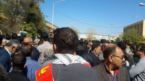 مراسم تشییع و خاکسپاری پیکر پاک دو شهید گمنام در دانشگاه فرهنگیان فارس پردیس شهید باهنر خواهران 8