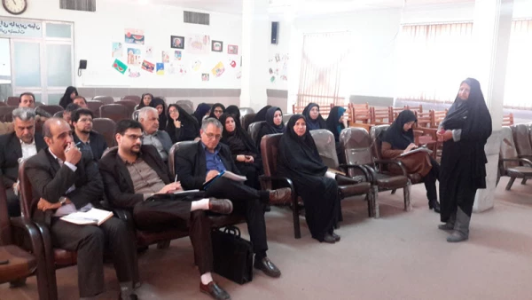 حضور جناب آقای نعیمی مدیر کل  طرح و برنامه دانشگاه فرهنگیان و هیات همراه در دانشگاه فرهنگیان فارس  9