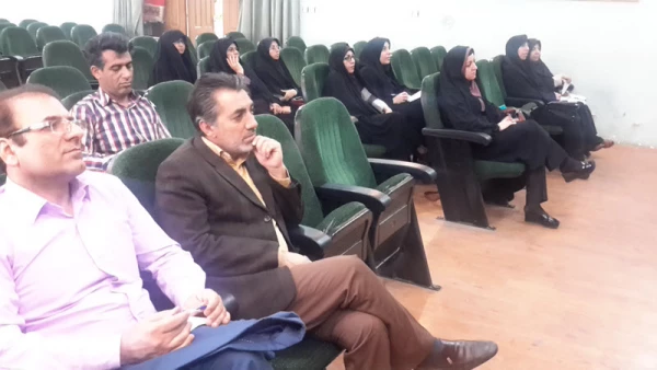 جلسه آموزشی سامانه های ارتباط تصویری و ویدئو کنفرانس در پردیس شهید رجایی فارس برگزار گردید 4