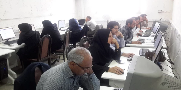 ازمون مجازی تعیین صلاحیت حرفه ای برای احراز پست سرپرستان شبانه روزی دانشگاه فرهنگیان فارس برگزار گردید  2