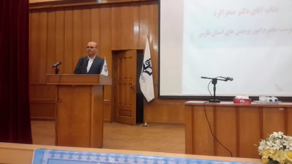 آیین تودیع سرپرست  مدیریت پردیس های استانی  فارس سرکار خانم دکتر حقیقت و معارفه سرپرست جدید مدیریت پردیسهای استان فارس جناب آقای دکتر صحراگرد برگزار گردید  7