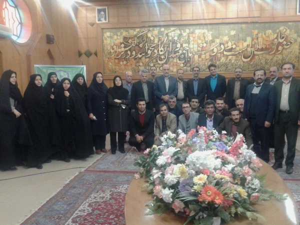 دو دوره بالندگی "طراحی آموزش سازنده گرایانه" و " کاربرد تکنولوژی در آموزش" را به صورت منطقه ای در تاریخ پنج شنبه 4آذرماه و جمعه 5 آذرماه دردانشگاه فرهنگیان  شیراز برگزار گردید  2