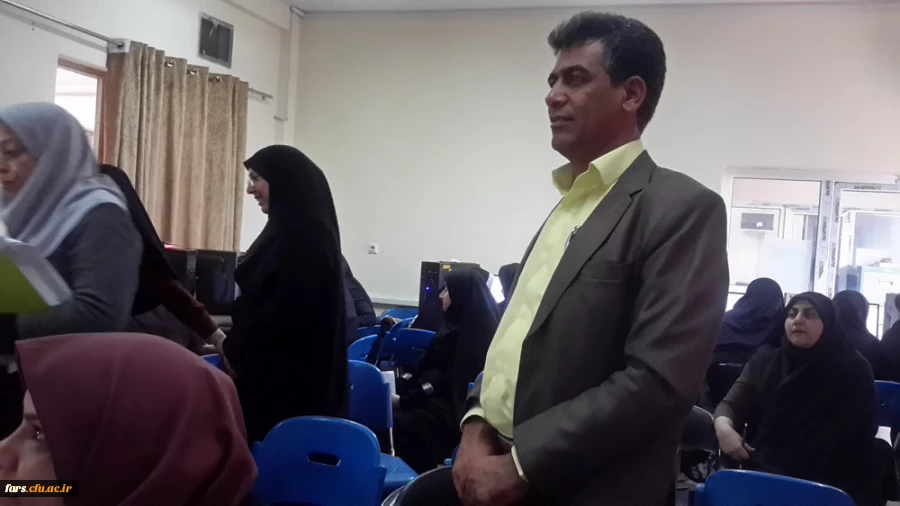 دوره آموزشی نرم افزار spread sheets و کاربرد آن در گزارش های سازمانی ویژه کارمندان و پرسنل دانشگاه فرهنگیان فارس برگزار گردید 6