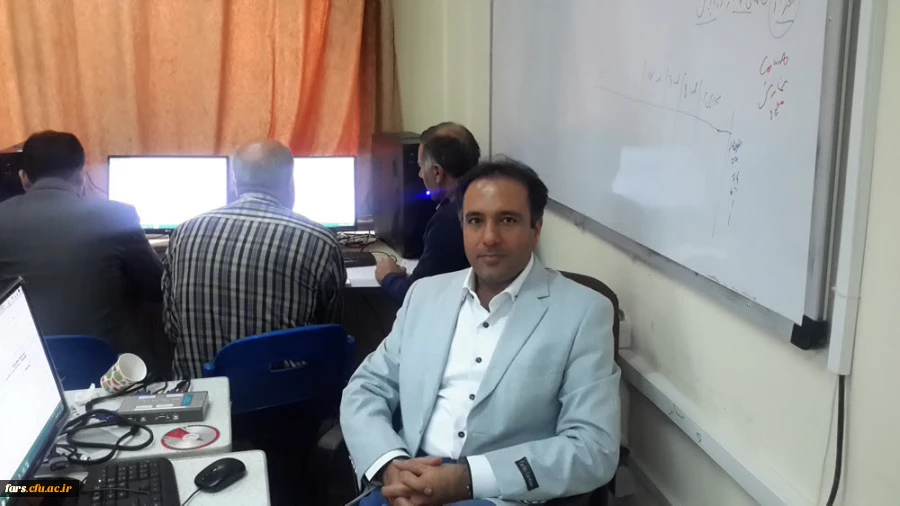 دوره آموزشی نرم افزار spread sheets و کاربرد آن در گزارش های سازمانی ویژه کارمندان و پرسنل دانشگاه فرهنگیان فارس برگزار گردید 10