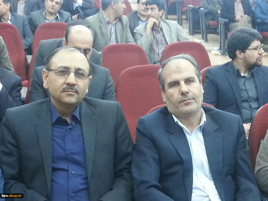 جلسه معارفه معاونت آموزشی پژوهشی و فرهنگی و همچنین معاونت توسعه منابع ، امور دانشجویی دانشگاه فرهنگیان فارس برگزار گردید 4