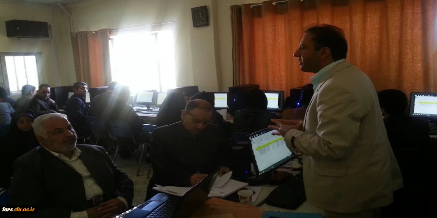 دوره آموزشی بالندگی گروه دوم نرم افزار spread sheets  پیشرفته ، ویژه کارمندان دانشگاه فرهنگیان فارس تشکیل گردید. 2