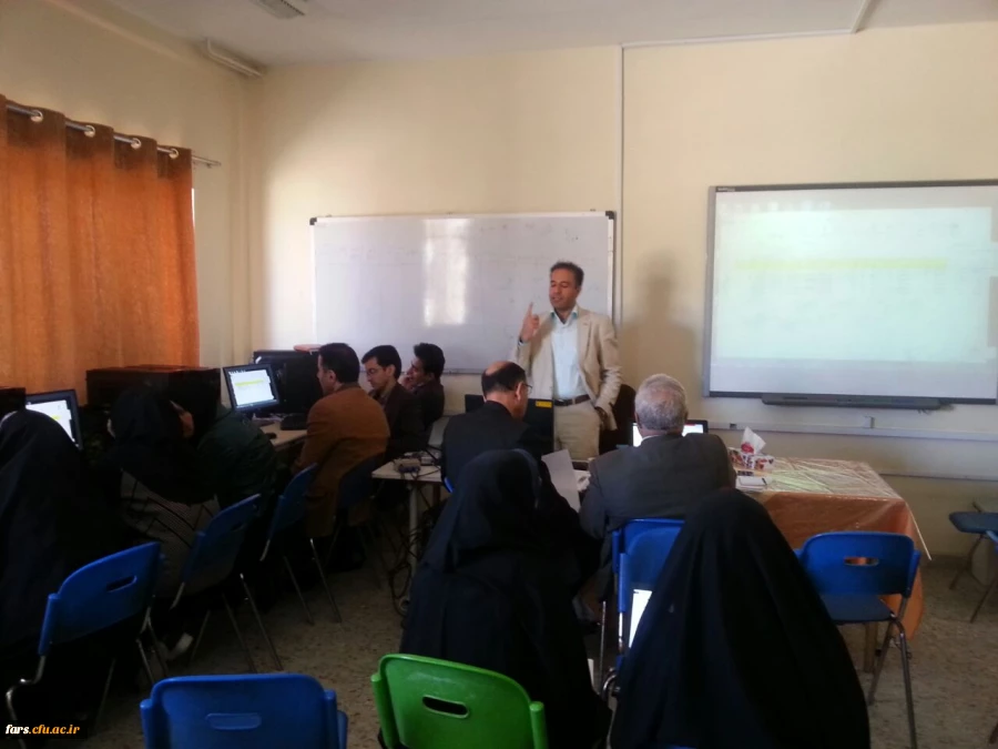 دوره آموزشی بالندگی گروه دوم نرم افزار spread sheets  پیشرفته ، ویژه کارمندان دانشگاه فرهنگیان فارس تشکیل گردید. 8