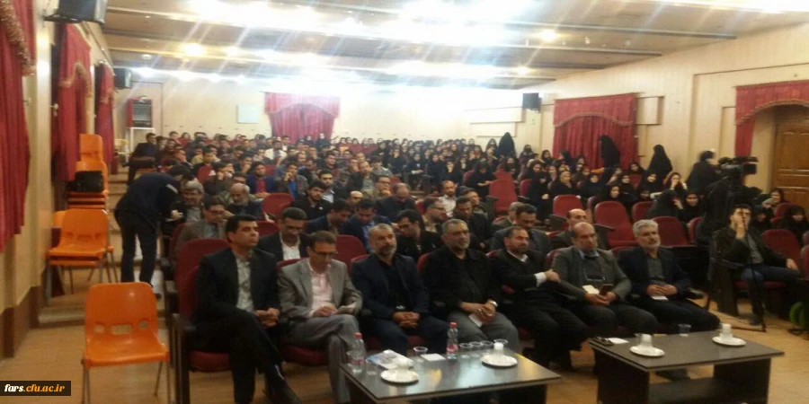 جلسه هم اندیشی اساتید با موضوع نقش اساتید در تحول فرهنگی با حضور دکتر بنیانیان 2