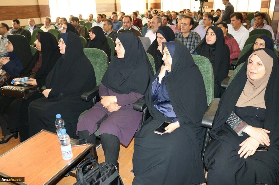 مراسم تودیع و معارفه سرپرست پردیس شهید رجایی شیراز برگزار شد.  6