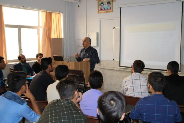 برگزاری کلاسهای ویژه فوق برنامه سلامن و بهداشت برای دانشجویان پردیس شهید رجایی 3