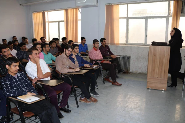 برگزاری کلاسهای ویژه فوق برنامه سلامن و بهداشت برای دانشجویان پردیس شهید رجایی 7