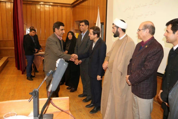 ویژه برنامه گرامی داشت هفته پژوهش دانشگاه فرهنگیان فارس درمرکز سلمان فارسی شیراز برگزار گردید  7