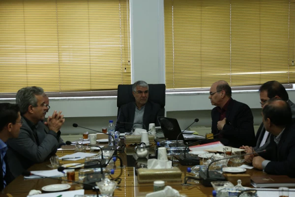 دومین جلسه کمیته استانی هیات امنا دانشگاه فرهنگیان فارس با حضور استاندار محترم فارس تشکیل گردید 4