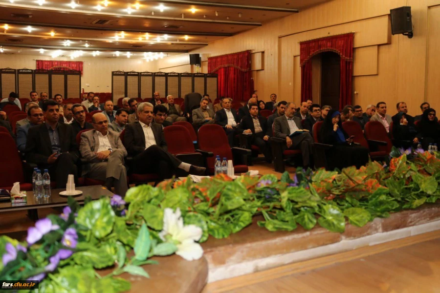 دکتر خنیفر در دوره بالندگی معاونان توسعه منابع و امور دانشجویی استان ها تاکید کرد:
ضرورت به روز کردن بررسی موارد خاص و الگو گیری از نمونه های موفق در این زمینه 3