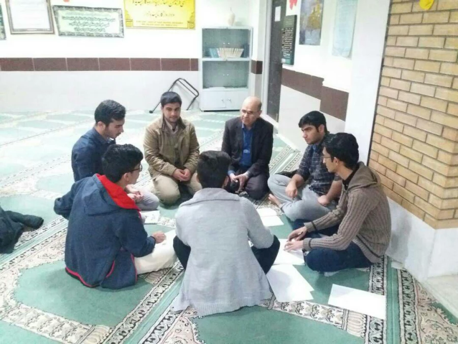 حضور سرپرست محترم دانشگاه فرهنگیان فارس در بین اندیشه جویان طرح بینش مطهر واحد  آموزش عالی سلمان فارسی شیراز 5