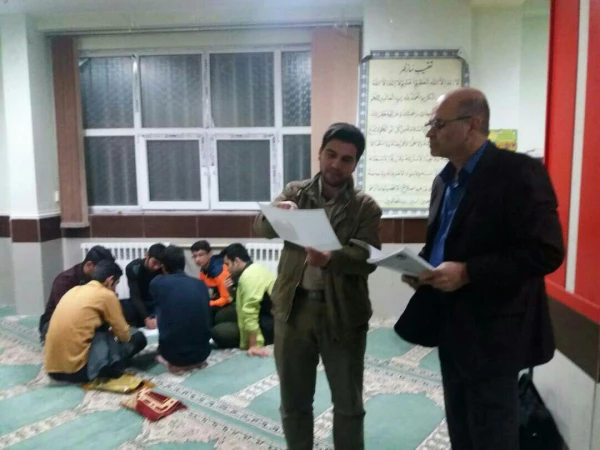 حضور سرپرست محترم دانشگاه فرهنگیان فارس در بین اندیشه جویان طرح بینش مطهر واحد  آموزش عالی سلمان فارسی شیراز 6