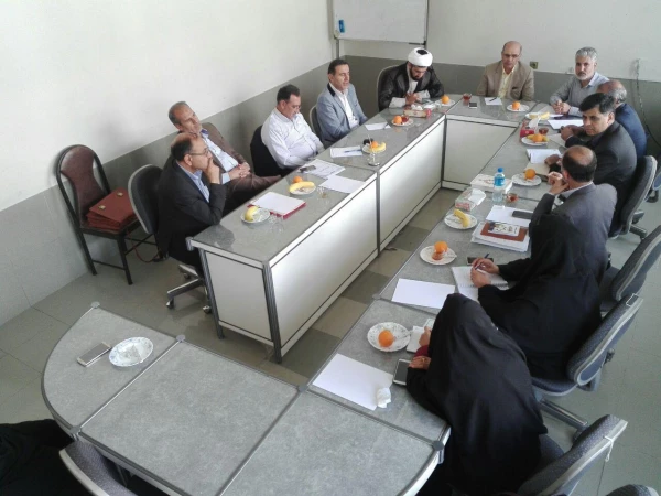 تشکیل جلسه شورای عالی امر به معروف و نهی از منکر دانشگاه فرهنگیان فارس 4