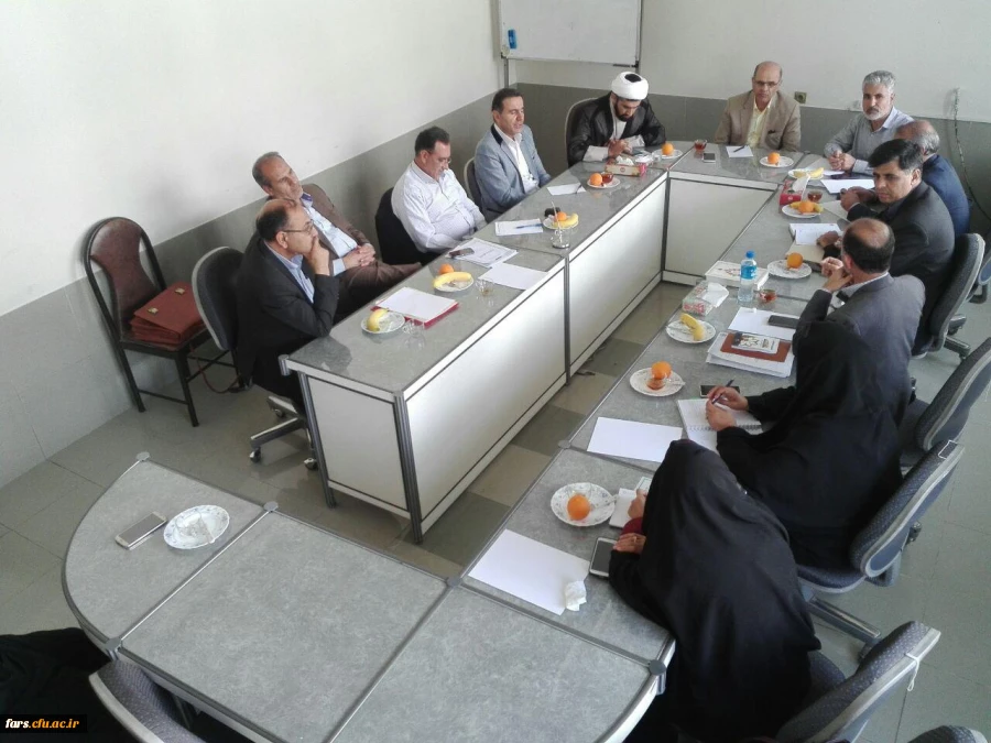 تشکیل جلسه شورای عالی امر به معروف و نهی از منکر دانشگاه فرهنگیان فارس 4