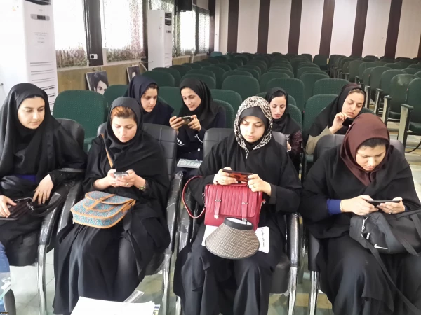 اجرای پیمایش مطلوبیت خدمات دانشگاه از منظر دانشجویان از طریق اپلیکیشن موبایلی در دانشگاه فرهنگیان فارس 11