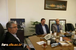 جلسه جناب آقای دکتر صحراگرد و دکتر خاکی با استاندار فارس 6