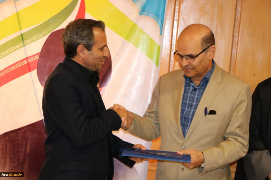 مراسم تودیع و معارفه سرپرست امور پردیس های دانشگاه فرهنگیان فارس برگزار شد 7