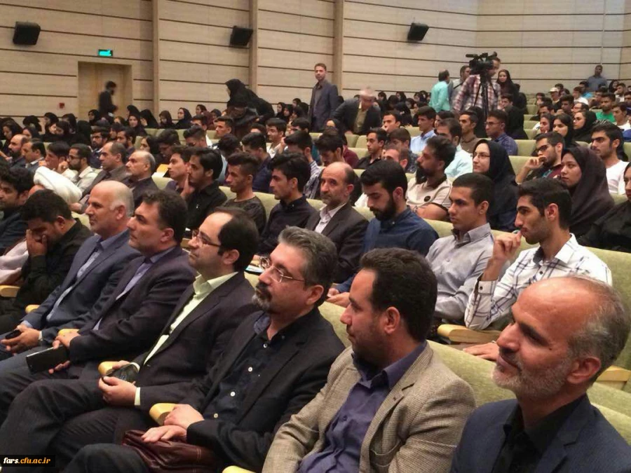 مراسم بازگشایی دانشگاههای استان فارس  در دانشکده مهندسی شیمی و نفت دانشگاه شیراز با حضور روسای دانشگاهها و استاندار محترم استان فارس  3