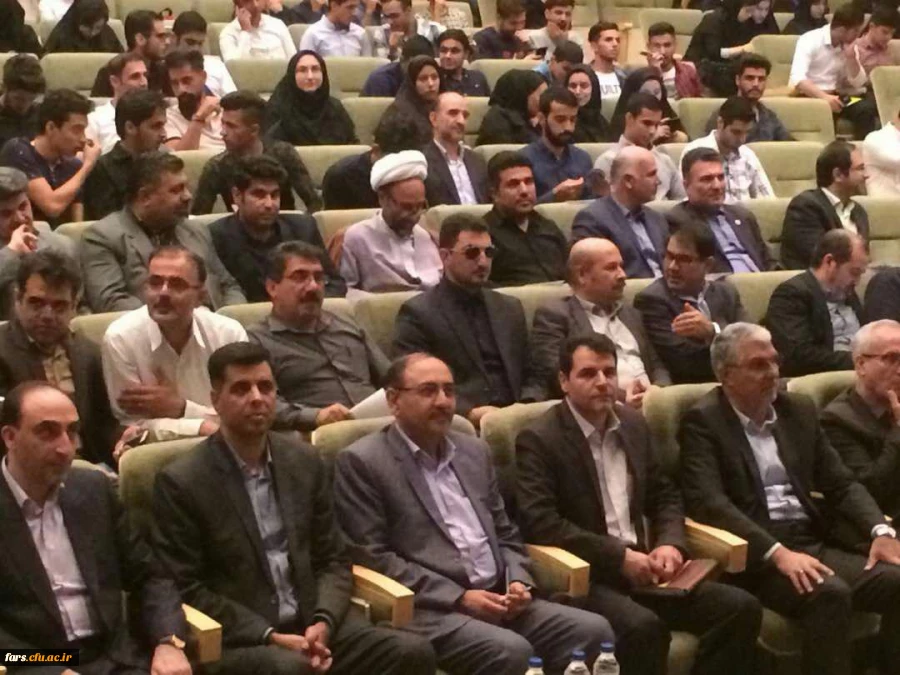 مراسم بازگشایی دانشگاههای استان فارس  در دانشکده مهندسی شیمی و نفت دانشگاه شیراز با حضور روسای دانشگاهها و استاندار محترم استان فارس  4