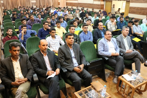 مراسم افتتاحیه و استقبال از دانشجویان جدید الورود در پردیس شهید رجایی
 2