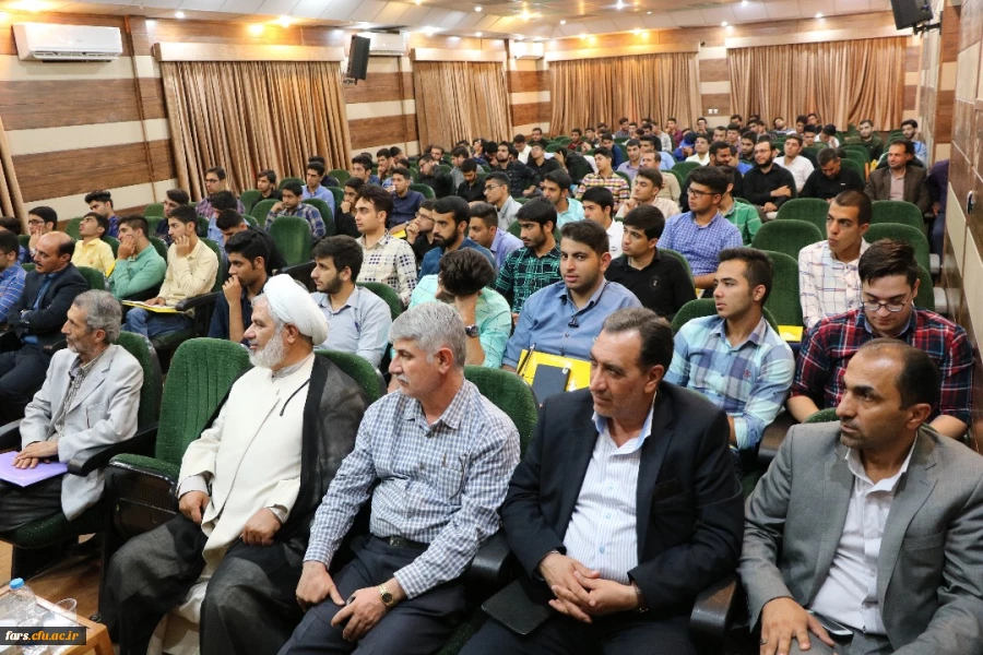 مراسم افتتاحیه و استقبال از دانشجویان جدید الورود در پردیس شهید رجایی
 2