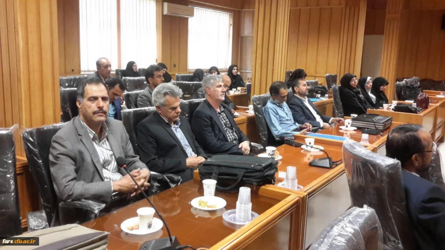 گزارش دومین جلسه نشست تخصصی و هم اندیشی کمیته یادگیری الکترونیکی دانشگاه فرهنگیان فارس با جمعی از استادان این دانشگاه  5