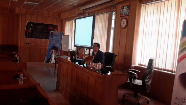 گزارش دومین جلسه نشست تخصصی و هم اندیشی کمیته یادگیری الکترونیکی دانشگاه فرهنگیان فارس با جمعی از استادان این دانشگاه  6