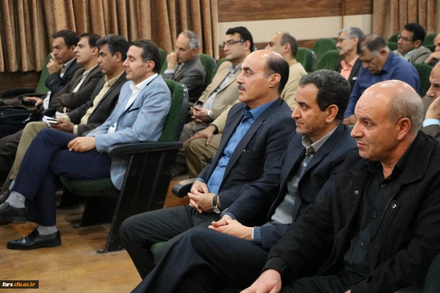 تشریف فرمایی جناب آقای دکتر خنیفر رئیس دانشگاه فرهنگیان
به استان فارس و شهر شیراز 2