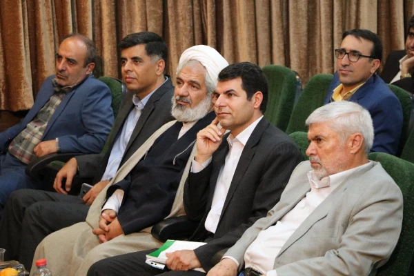 تشریف فرمایی جناب آقای دکتر خنیفر رئیس دانشگاه فرهنگیان
به استان فارس و شهر شیراز 2