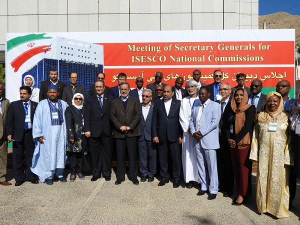 حضور جناب آقای دکتر خنیفر همراه با تیمی از  مدیران  و معاونان دانشگاه فرهنگیان  استان فارس در اجلاس بین المللی دبیران کل کشورهای عضو ISESCO 3