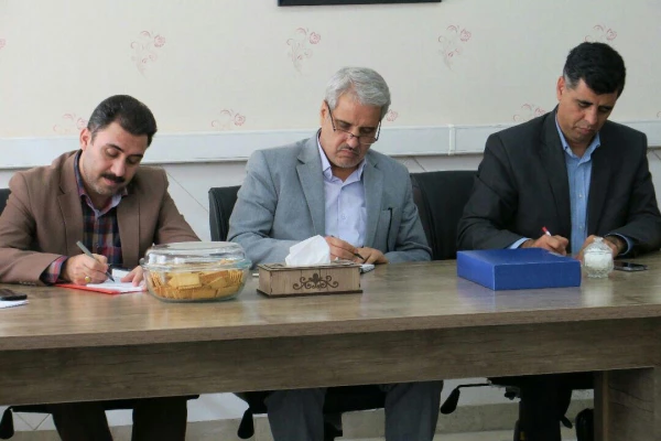 نشست دبیران و اعضای شورای صنفی دانشجویی پردیس ها و واحدهای تابعه دانشگاه فرهنگیان فارس در نشستی صمیمانه م با معاون دانشجویی و مدیر کل امور دانشجویی سازمان مرکزی دانشگاه فرهنگیان  4