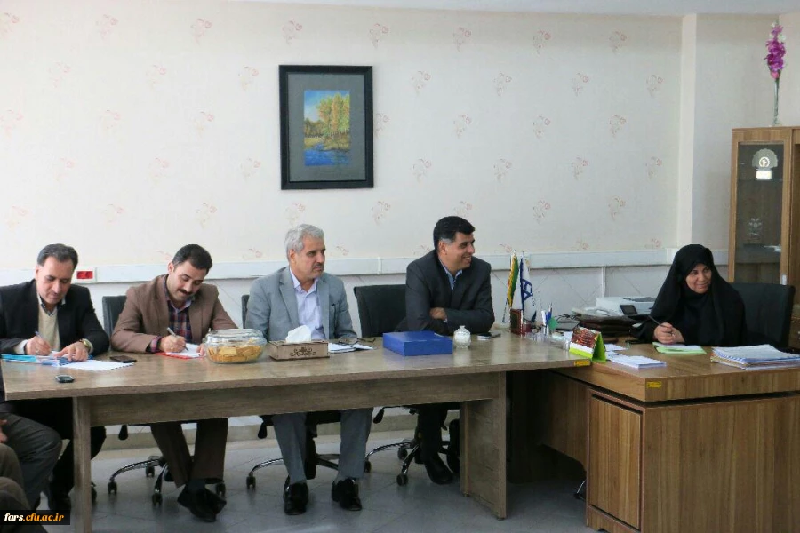 نشست دبیران و اعضای شورای صنفی دانشجویی پردیس ها و واحدهای تابعه دانشگاه فرهنگیان فارس در نشستی صمیمانه م با معاون دانشجویی و مدیر کل امور دانشجویی سازمان مرکزی دانشگاه فرهنگیان  5
