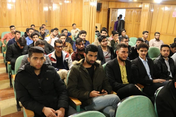 برگزاری مراسم گرامیداشت هفته پژوهش دانشگاه فرهنگیان فارس در واحددانشگاهی سلمان فارسی شیراز
 6