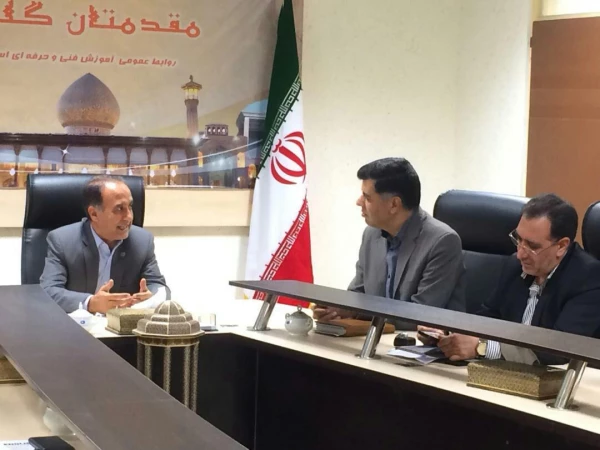 امضا تفاهم نامه بین دانشگاه فرهنگیان فارس و اداره کل آموزش فنی و حرفه ای استان فارس در راستای تحقق شعار «یک دانشجو معلم، یک مهارت» 4