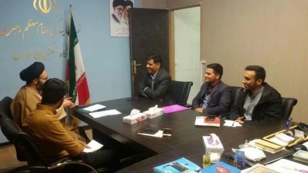 در حاشیه برنامه گرامیداشت روز دانشجو جلسه مسئولان اجرایی  کمیته استانی طرح مطالعاتی بینش مطهر  با حضور جناب آقای دکتر انار نژاد و حجت الاسلام دادگر  ، در استان فارس  برگزار شد 4