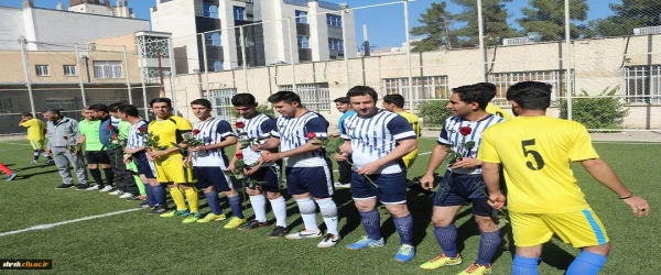 برگزاری مسابقه فوتبال بین تیم شهرداری منطقه 3 شیراز و دانشجویان پردیس شهید رجایی فارس به مناسبت بزرگداشت روز دانشجو 2