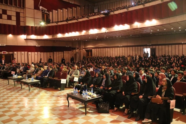 جلسه بزرگداشت روز دانشجو در دانشگاه فرهنگیان استان فارس
 11