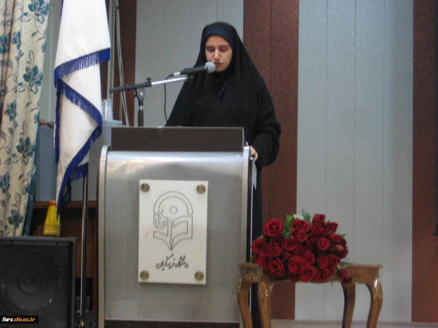 برگزاری  مراسم بزرگداشت روز دانشجو در واحد دانشگاهی زینب کبری (س)کازرون 3