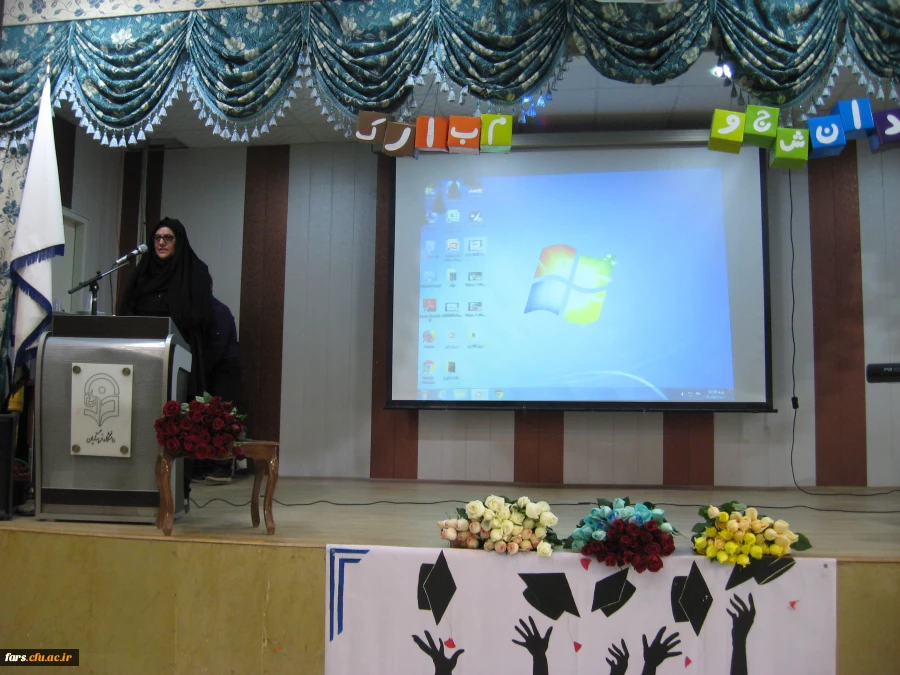 برگزاری  مراسم بزرگداشت روز دانشجو در واحد دانشگاهی زینب کبری (س)کازرون 4