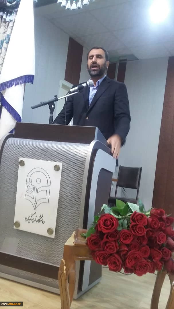 برگزاری  مراسم بزرگداشت روز دانشجو در واحد دانشگاهی زینب کبری (س)کازرون 4