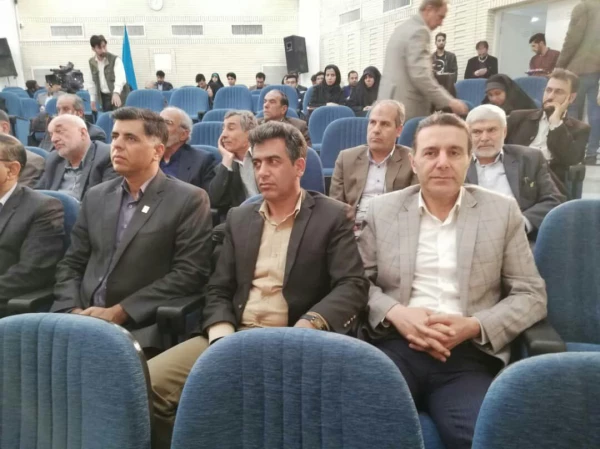 برگزاری مناظره علمی با مشارکت دانشگاه فرهنگیان فارس در دانشگاه شیراز 3