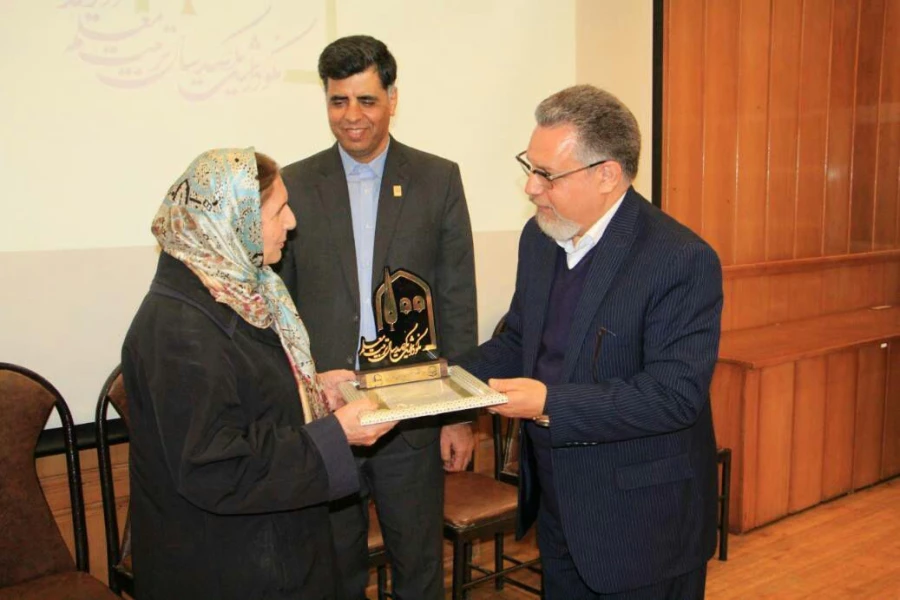 آئین نکوداشت یکصدمین سال تأسیس دانشگاه فرهنگیان (تربیت معلم سابق) در شیراز برگزار شد. 10