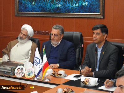 جلسه معاونت نظارت، ارزیابی و تضمین کیفیت دانشگاه فرهنگیان با اعضای هیات علمی و غیر هیات علمی 
در پردیس شهید رجایی فارس