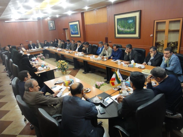 جلسه معاونت نظارت، ارزیابی و تضمین کیفیت دانشگاه فرهنگیان با اعضای هیات علمی و غیر هیات علمی 
در پردیس شهید رجایی فارس
 2